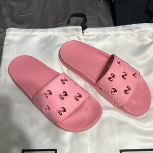 Gucci slides